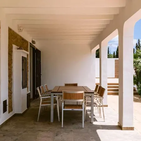 Villa Pep Luis Pep Mortera Is Located In The Beautiful Countryside Near To Playa Den Bossa